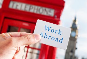 חושבים לעבוד בחו"ל? כל מה שרציתם לדעת